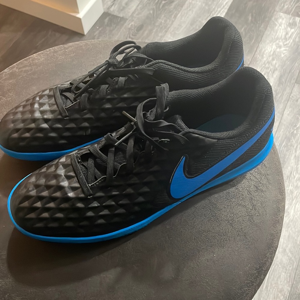 Nike indoor soccer shoes